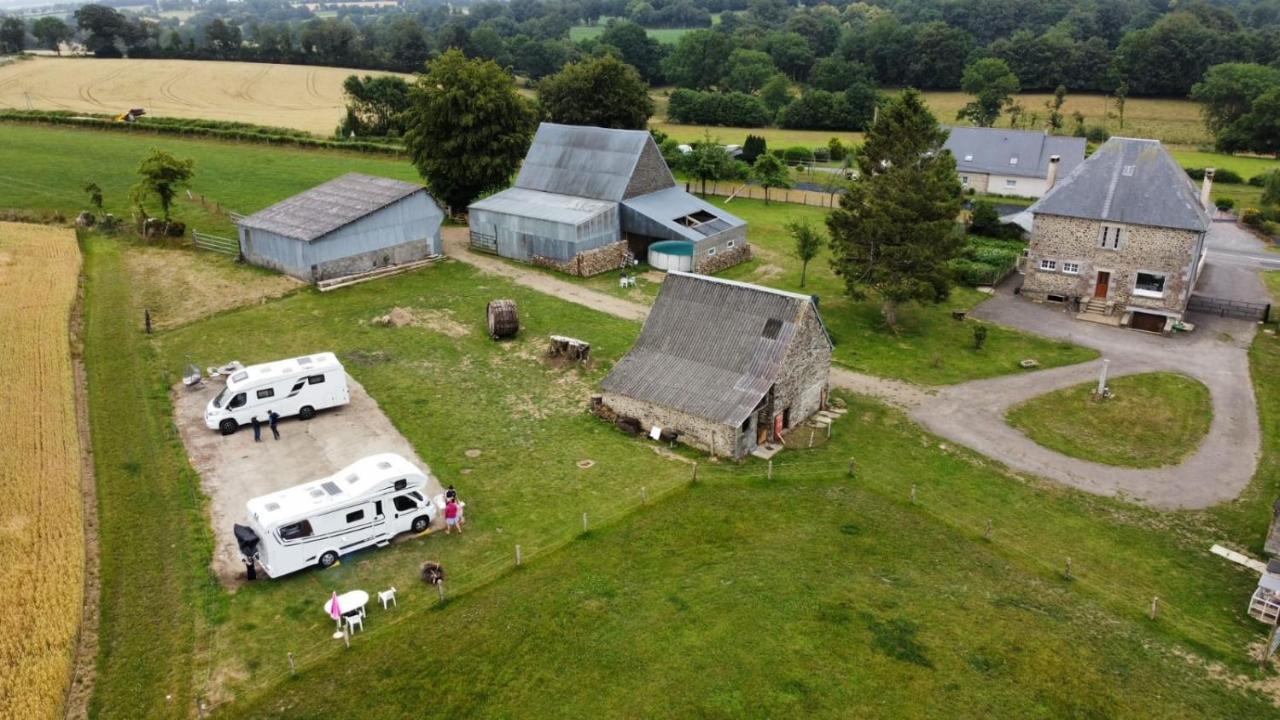 La Billardiere Camping A La Ferme Le Menil-Ciboult Exterior foto