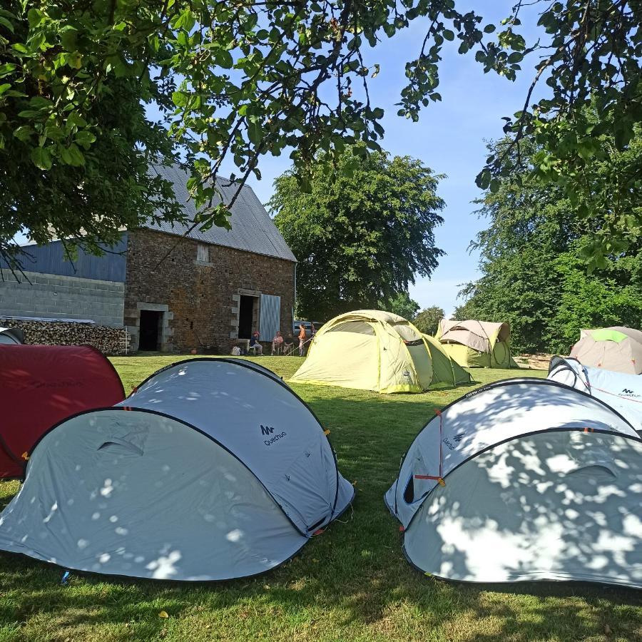 La Billardiere Camping A La Ferme Le Menil-Ciboult Exterior foto